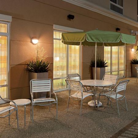 Fairfield Inn & Suites Lewisburg Ristorante foto